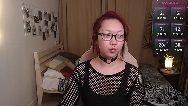 Marine Vact online show from March 24, 2:06 pm