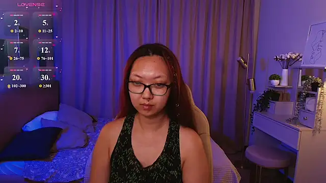 Marine Vact online show from June 19, 2:12 pm