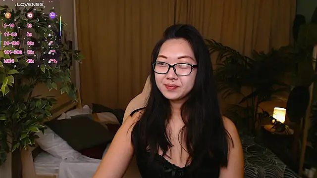 Snapshot of Marine_Vact chatting on November 25, 2:28 pm Marine Vact online show from November 25, 2:28 pm