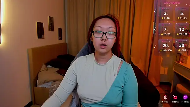 Marine Vact online show from April 2, 2:02 pm