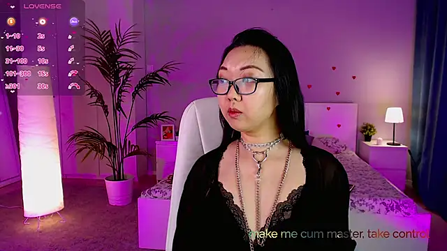 Snapshot of Marine_Vact chatting on February 19, 5:27 pm Marine Vact online show from February 19, 5:27 pm