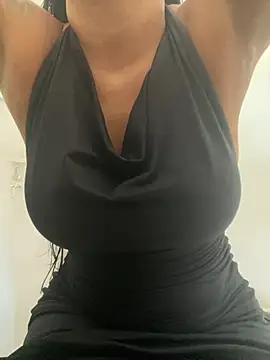 luara1988 online show from March 23, 1:00 pm