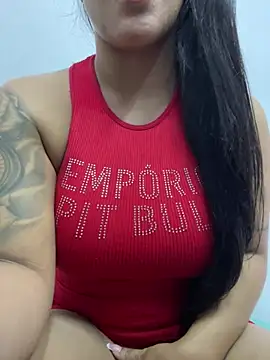 Snapshot of luara1988 chatting on February 10, 6:51 pm luara1988 online show from February 10, 6:51 pm