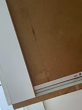 Snapshot of luara1988 chatting on February 18, 5:31 pm luara1988 online show from February 18, 5:31 pm