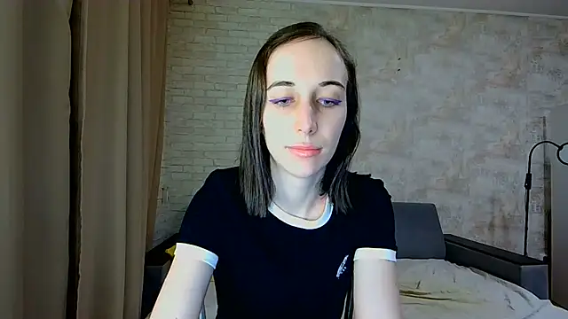 Snapshot of Anika_bloom chatting on July 19, 10:17 pm Anika bloom online show from July 19, 10:17 pm