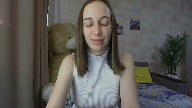 Snapshot of Anika_bloom chatting on September 25, 10:54 am Anika bloom online show from September 25, 10:54 am
