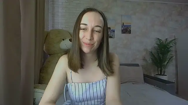 Snapshot of Anika_bloom chatting on October 11, 11:33 am Anika bloom online show from October 11, 11:33 am