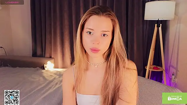 Snapshot of sunsally chatting on March 19, 7:06 pm sunsally online show from March 19, 7:06 pm