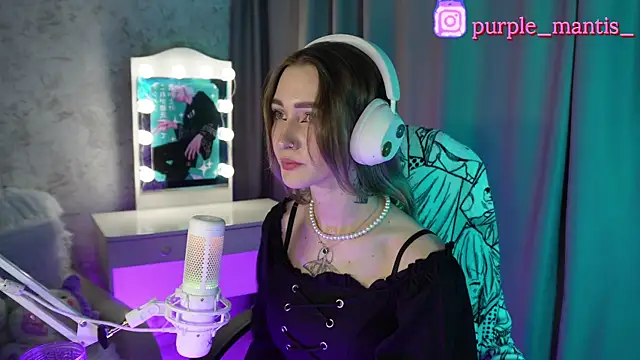 Snapshot of sayonara_6 chatting on March 6, 7:10 pm sayonara 6 online show from March 6, 7:10 pm