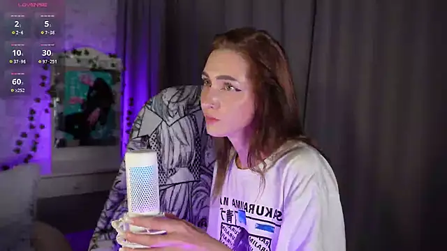 Snapshot of sayonara_6 chatting on October 29, 3:44 pm sayonara 6 online show from October 29, 3:44 pm