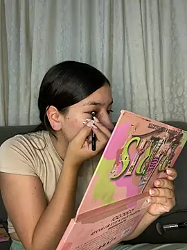 TipsteryRoyal online show from April 10, 3:02 am