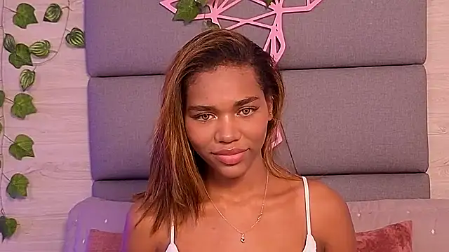 Lily Miiller online show from November 10, 8:58 pm