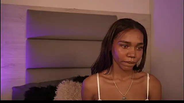 Lily Miiller online show from April 8, 11:17 pm