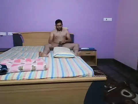 Snapshot of night_stripper chatting on January 11, 6:33 pm night stripper online show from January 11, 6:33 pm