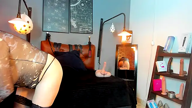 Snapshot of Samantha_mature56 chatting on July 15, 2:18 am Samantha mature56 online show from July 15, 2:18 am