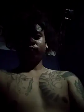 Snapshot of Honyogi chatting on December 4, 8:52 pm Honyogi online show from December 4, 8:52 pm