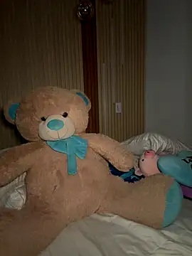 Snapshot of Nickiiiii chatting on December 22, 5:29 am Nickiiiii online show from December 22, 5:29 am