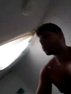 Snapshot of King_russo chatting on October 3, 2:51 pm King russo online show from October 3, 2:51 pm