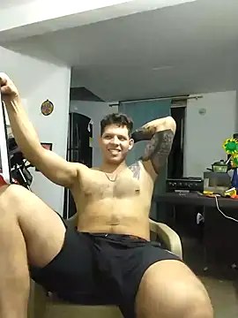 Snapshot of King_russo chatting on October 24, 4:33 am King russo online show from October 24, 4:33 am