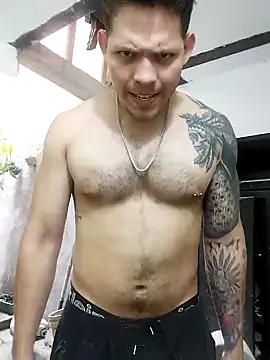 Snapshot of King_russo chatting on October 27, 7:04 pm King russo online show from October 27, 7:04 pm