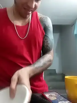 Snapshot of King_russo chatting on October 8, 9:48 pm King russo online show from October 8, 9:48 pm