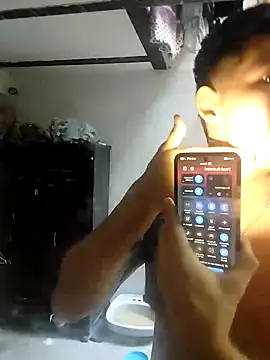 Snapshot of King_russo chatting on October 21, 6:51 pm King russo online show from October 21, 6:51 pm