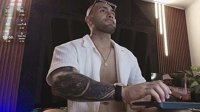 JeanColleman online show from March 12, 11:31 pm