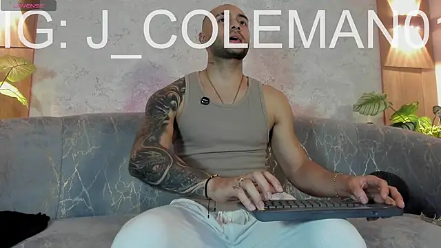 Snapshot of JeanColleman chatting on June 28, 12:06 am JeanColleman online show from June 28, 12:06 am