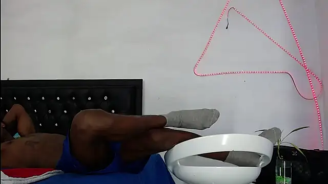 Damian hart 24CM online show from May 29, 4:46 pm