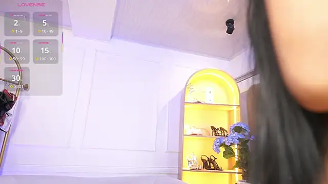 elasummer online show from October 21, 12:15 pm