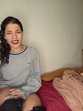 LaCristinatrans online show from April 7, 2:13 am