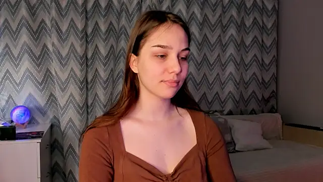 Snapshot of Tate_Angel chatting on February 1, 6:19 pm Tate Angel online show from February 1, 6:19 pm