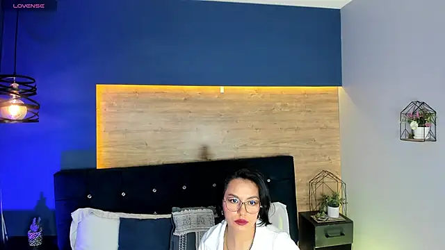 victoria byte online show from November 25, 9:26 pm