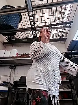 EMILY ROUSSE71 online show from September 29, 9:09 pm