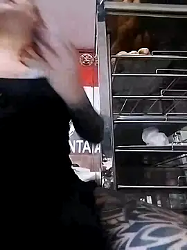 EMILY ROUSSE71 online show from September 26, 9:10 pm