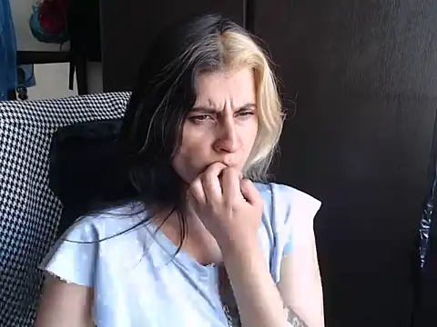 Snapshot of samanta_rosas1 chatting on October 15, 2:14 pm samanta rosas1 online show from October 15, 2:14 pm