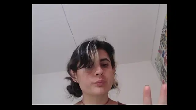 Snapshot of samanta_rosas1 chatting on January 31, 5:53 pm samanta rosas1 online show from January 31, 5:53 pm