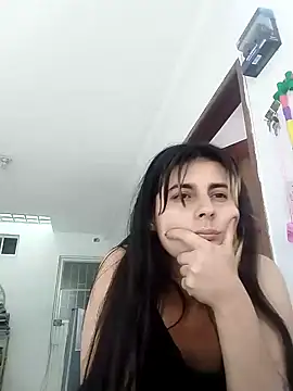 Snapshot of samanta_rosas1 chatting on January 27, 7:35 pm samanta rosas1 online show from January 27, 7:35 pm