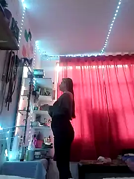 Snapshot of samanta_rosas1 chatting on January 20, 10:04 pm samanta rosas1 online show from January 20, 10:04 pm