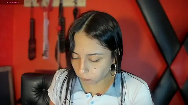 Monttserratt online show from April 14, 4:01 pm