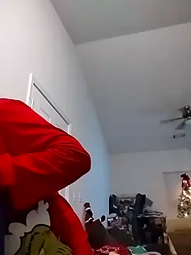 Snapshot of Playmate86 chatting on December 17, 5:40 am Playmate86 online show from December 17, 5:40 am