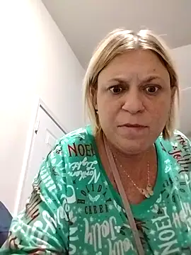 Snapshot of Playmate86 chatting on December 7, 7:10 am Playmate86 online show from December 7, 7:10 am