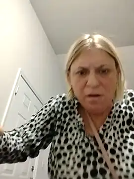 Snapshot of Playmate86 chatting on December 21, 11:33 am Playmate86 online show from December 21, 11:33 am