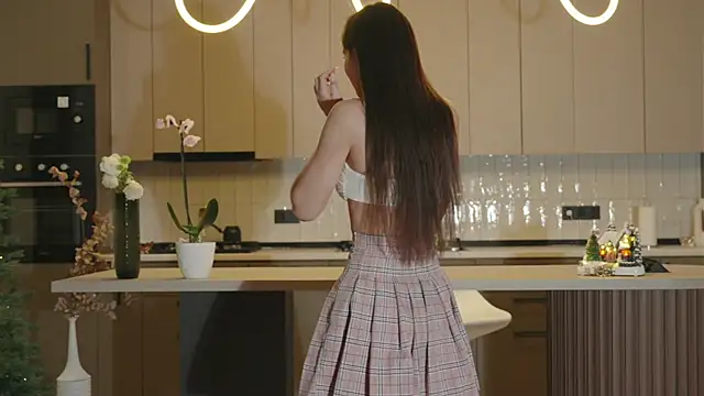 Snapshot of whisper_of_love chatting on December 2, 2:12 am whisper of love online show from December 2, 2:12 am