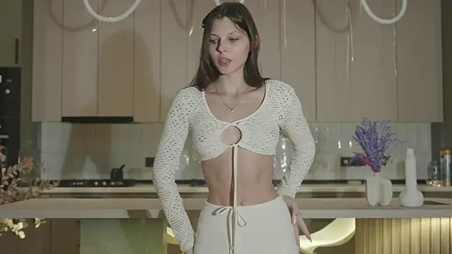 Snapshot of whisper_of_love chatting on November 18, 2:16 am whisper of love online show from November 18, 2:16 am