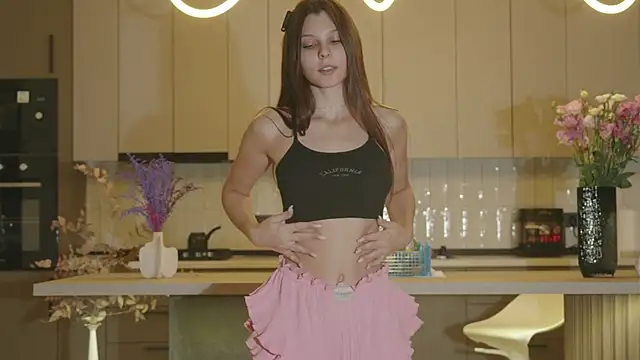 Snapshot of whisper_of_love chatting on November 4, 2:15 am whisper of love online show from November 4, 2:15 am