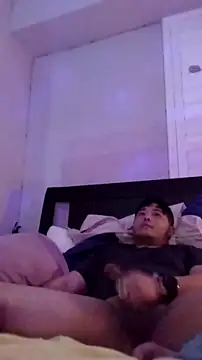 cloudyspun online show from March 8, 6:49 am