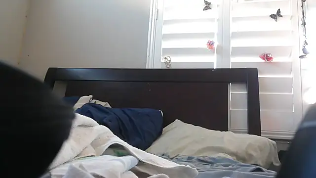 Snapshot of cloudyspun chatting on November 24, 10:21 pm cloudyspun online show from November 24, 10:21 pm