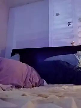 cloudyspun online show from March 11, 4:17 am