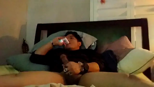 cloudyspun online show from April 16, 11:22 am